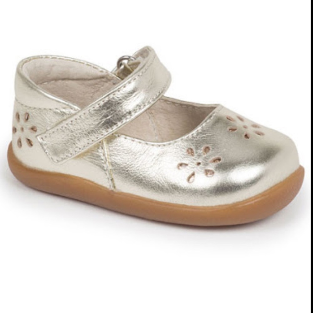 See Kai Run Baby Girl Mary Jane Gold Shoe